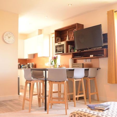 Number 6 Apartment Форт Уилям Екстериор снимка